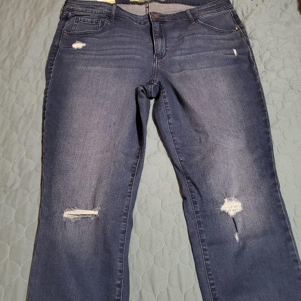 Old Navy Rockstar Mid-rise Super Skinny  Distressed- Size 18